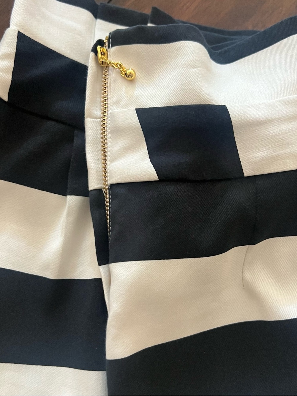 Kate Spade Classic Black & White Striped A-Line Skirt - Picture 7 of 10